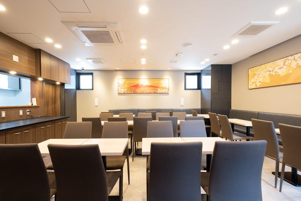 Shinsaibashi-Higashi Crystal Hotel Osaka Exterior photo