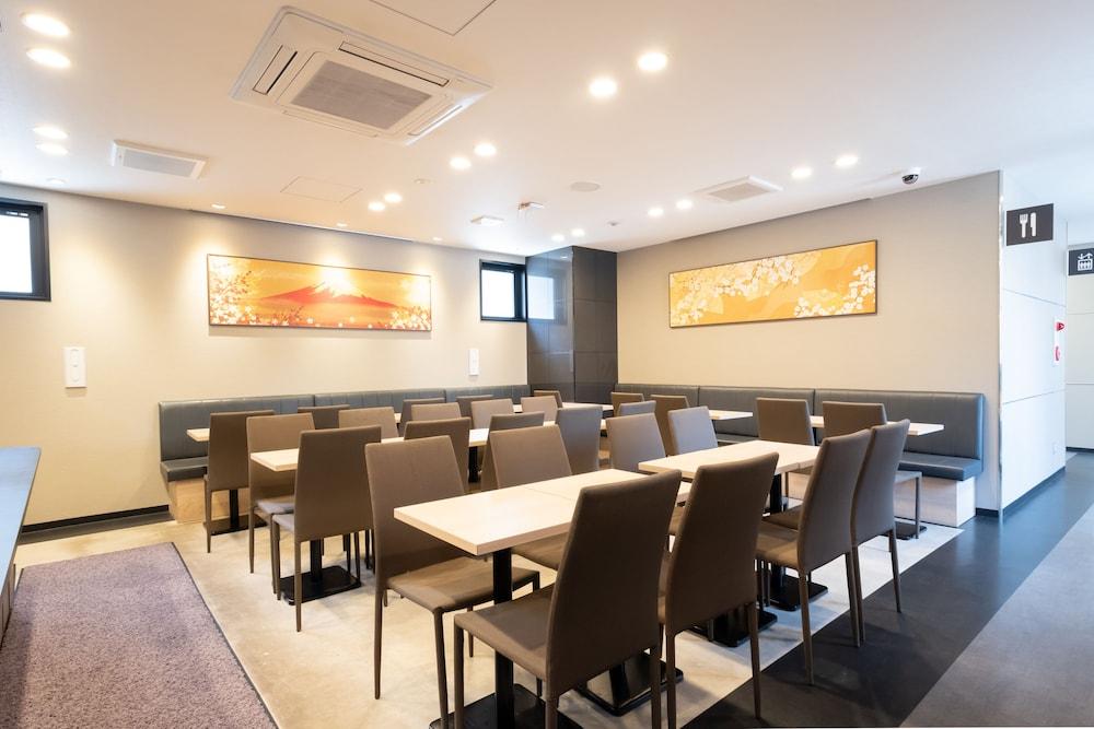 Shinsaibashi-Higashi Crystal Hotel Osaka Exterior photo